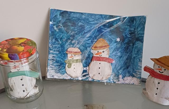 Schneemänner im Glas